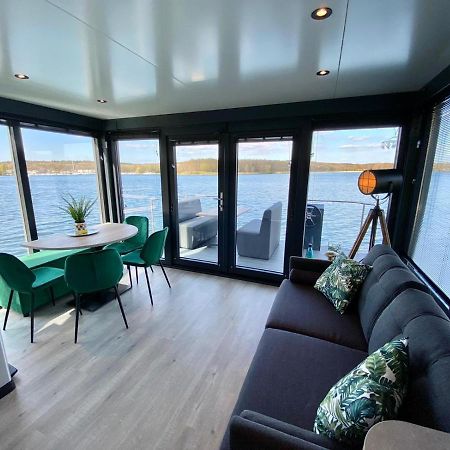 Houseboat Mookerplas Middelaar Екстериор снимка