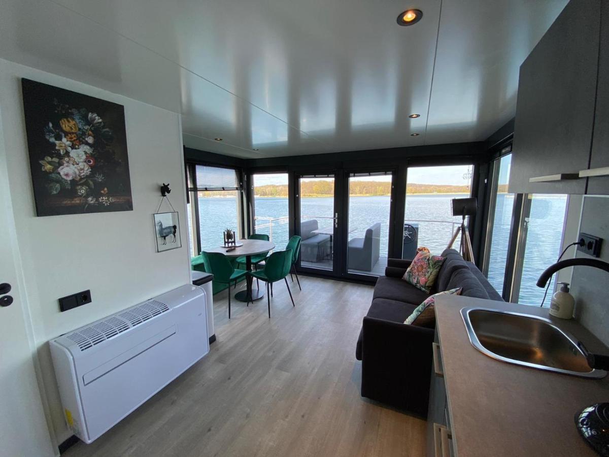 Houseboat Mookerplas Middelaar Екстериор снимка